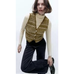 Zara Jacquard Knit Heart Vest
